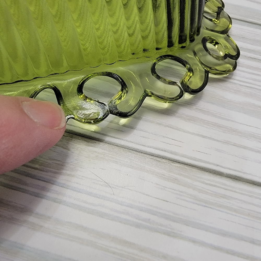 Indiana Glass Open Lace Edge Pedestal Candy Dush Avocado Green With Lid VTG - Picture 13 of 14